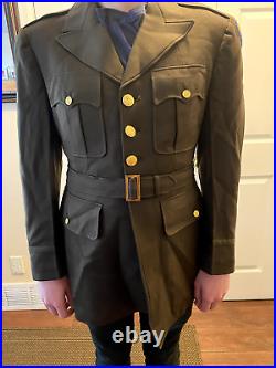 WW2 Army Air Corps Officer Jacket 37R with Soldier Background +FAST SHIPPING