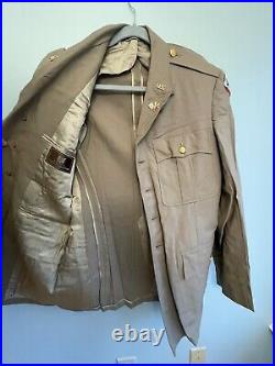 WWII Army Officers Khaki Jacket signal Corp PinsPatch 1940s